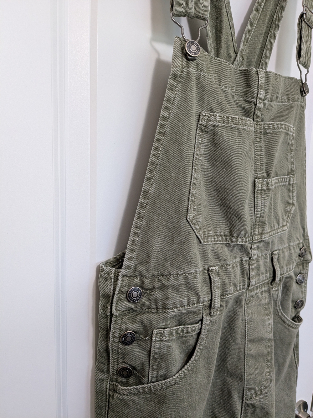 We The Free Military Green Ziggy Denim Overalls XS Great Used Condition - Picture 5 of 9